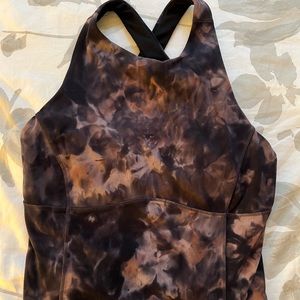 Lululemon, dusty pink marble dye cropped tank, size 6